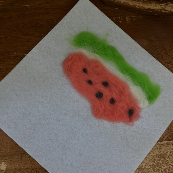 Watermelon wool painting - Picture 2 of 4